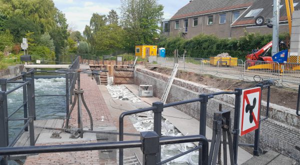 Renovatie sluizen Cothen en Werkhoven